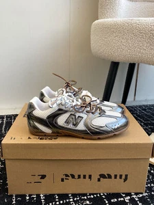 NB 530 NUOVO colore piombo vernice donna maglia fondo piatto casual sport - Foto 1 di 4