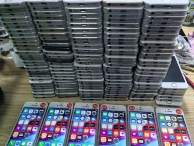 Tested GOOD Apple iPhone 5S - 16 32 64GB Black White Gold Unlocked 4G phone - Image 1 of 4