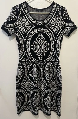 Vestido Suéter Fit & Flare Para Mujer Negro Tostado Manga Corta Romeo + Julieta Couture M Foto 1 de 4