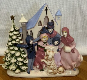 Vtg Atlantic Mold Ceramic Christmas Tree Carolers Lighted Figurine Hand Painted - Picture 1 of 20