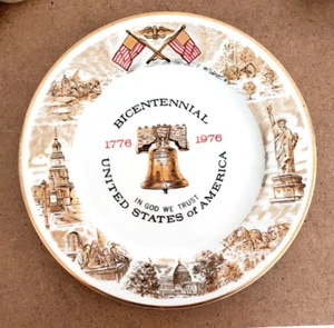 Vintage US Bicentennial 1776 1976 Commemorative Patriotic Plate Gold Rim Viletta - Picture 1 of 8