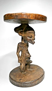 Living Traditions: Ein Mangbetu Hocker - Bild 1 von 8