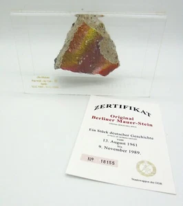 Original Berliner Mauer Stück Display in einem transparenten Bogen 7,8" x 4,9" XL - Bild 1 von 10