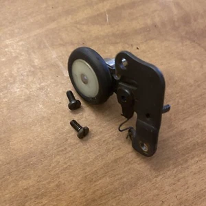 Singer Stylist 513 Sewing Machine Replacement OEM Part Bobbin Winder - Picture 1 of 2