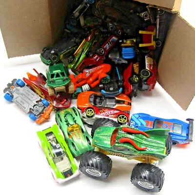 Hot Wheels Lote de 35 Vehículos Mixtos Sueltos Diecast Coche de Juguete Colección Monster Jam Foto 1 de 4