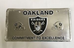 Vintage 1998 Oakland Raiders NFL Football Metal License Plate New & Sealed