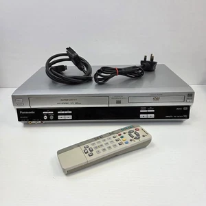 Panasonic NV-VP33 Lettore DVD Lettore VHS Registratore VCR con SCART e Telecomando - Foto 1 di 23