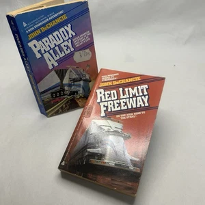 2 x Books by John DeChancie Red Limit Freeway & Paradox Alley Science Fiction - Bild 1 von 23