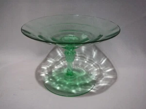 SCARCE, MARKED HEISEY MOON GLEAM GREEN CHARTER OAK PATTERN SMALL COMPOTE - Picture 1 of 5