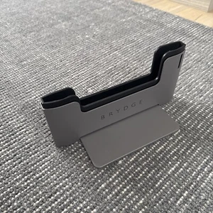Brydge MacBook Vertical Dock for Macbook Pro 16" 2019, works great - Picture 1 of 4