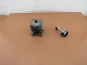 Homelite HB-180 Blower OEM Cylinder & Piston 04384 - Picture 1 of 12