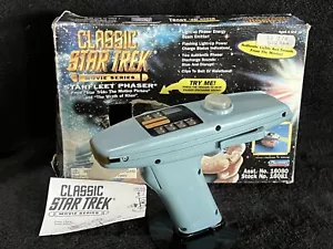 PHASER TYPE-2 • WORKING w/BOX • STAR TREK II: THE WRATH OF KHAN • PLAYMATES - Picture 1 of 6