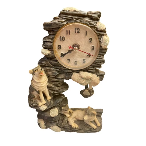 Vintage Wolves on the Rocks Mantel Clock With Pendulum Battery Operated Cover