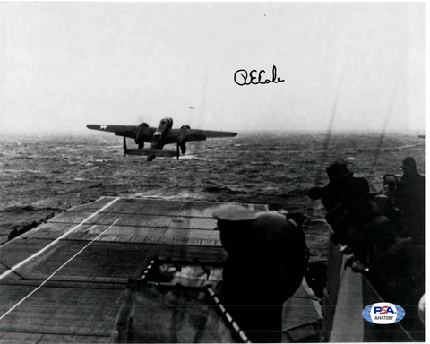 RICHARD E. COLE SIGNED 8X10 PSA DNA AH47097 (D) WWII DOOLITTLE RAID TAKE OFF Cover