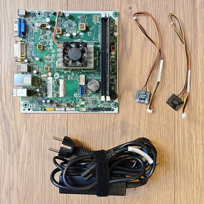 HP "Greenwood" 2AFE Mainboard + AMD E1-2500 APU + 4GB DDR3 - Immagine 1 di 4