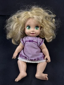 Disney Parks Store Animatori Collezione Origini Baby Raperonzolo Bambola 2020 RARA - Foto 1 di 10
