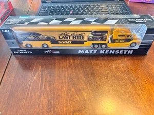 Matt Kenseth Nascar Authentics Hauler 1:64 - Bild 1 von 1