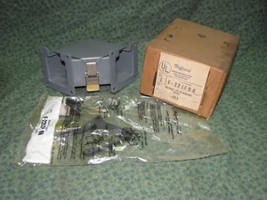 NEW Hoffman F-22LE9A - Oiltight Wireway Connector (16168-E4) - Imagen 1 de 2