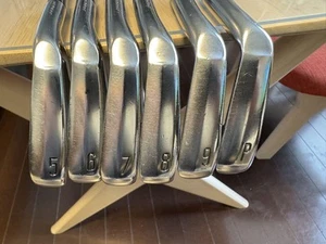Srixon ZX7 Iron Set 5-PW Dynamic Gold S200 Golf Clubs Excellent Condition - Picture 1 of 7
