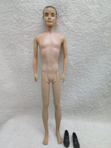 um 1960 Ken Puppe mit schwarzen Schuhen - Bild 1 von 7