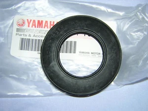 Yamaha TD3/TR3 250/350 Gearbox Sprocket Seal. Gen.Yam. New - Picture 1 of 1