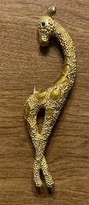Vintage Giraffe Metal Gold-Colored Pin 5 1/2” A7 - Picture 1 of 12