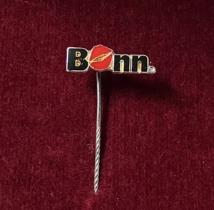 Alfiler de solapa * Bonn * con boca de beso * alfiler vintage años 80 - Imagen 1 de 3