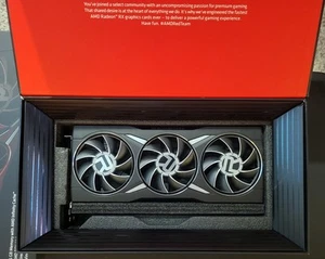 AMD Radeon RX 6950 XT 16GB GDDR6 Reference Graphics Card - Afbeelding 1 van 5
