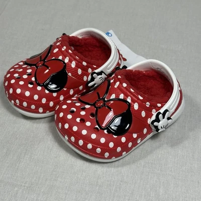 ¡Nuevo! Zuecos Crocs Clásicos Disney Minnie Mouse Forrados de Vellón. Niño pequeño C4 Foto 1 de 4