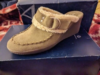 Zuecos de cuña Anne Klein Sport Mule *Gamuza gris/piel sintética * talla 9,5 M Foto 1 de 4