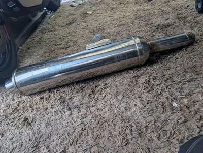 Triumph Daytona 955i 1997–2006 Exhaust Silencer OEM Part Number T2201849 - Image 1 of 4