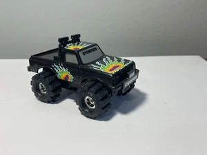 Stompers Peachtree 4x4 Splash Down Truck Chevy - Picture 1 of 20