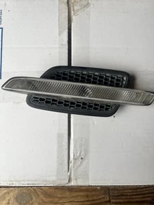 Luz de señalización Pontiac G8 2008-2009 OEM P/N 92202364 - Imagen 1 de 2