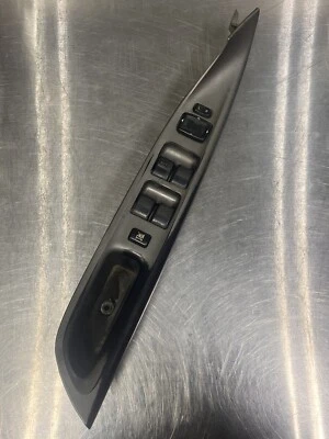 03-05 Interruptor de ventana eléctrica maestra del lado del conductor Mazda 6 GK2G684L6 559-29 Bx 12 Foto 1 de 4