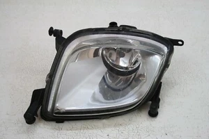 Porsche Cayenne 955 Phare antibrouillard droit 7L5 941 700 - Photo 1/8