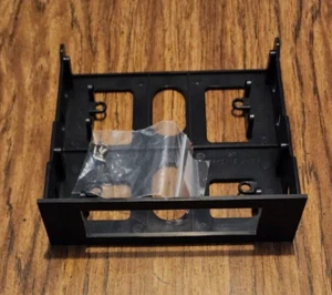 3-1/2 Diskette auf 5-1/4 schwarz Adapter Rahmen Gehäuse 3,5 Floppy auf 5,25 Bay - Bild 1 von 7