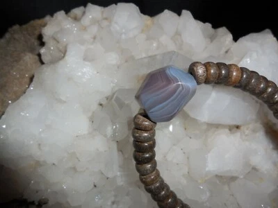PULSERA PEPITA DE ÁGATA Y CUENTAS DE MADERA EXÓTICA PARA HOMBRE Foto 1 de 4