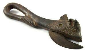 Antique 19th C English Bully Beef Cast Iron Can Opener collectible. G47-198