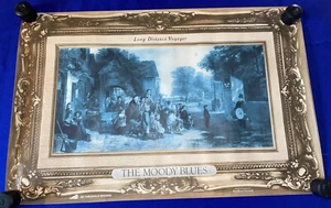 Póster promocional Moody Blues Long Distance Voyager 1981 de colección 23x35 pulgadas casi nuevo como nuevo texto - Imagen 1 de 2