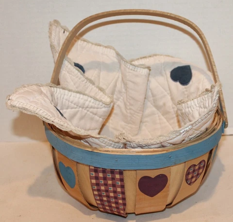 Pretty Vintage Bread/baguette/muffin basket w/Hearts - Cloth/Liner - 9 1/4" Cover