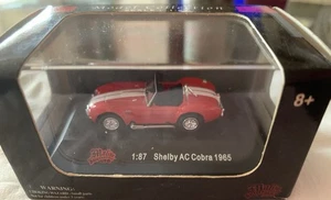 Malibu International Shelby AC Cobra 1965 1/87 Red with Stripe - Picture 1 of 4