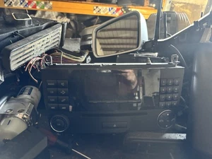 CD Autoradio Mercedes W209 W169 W203 C-Klasse A2038703689 MF2530 codefrei - Bild 1 von 2