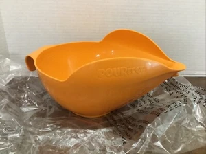 Pourfect 12 Cup Mixing Bowl Tangerine Orange Randy Kaas USA - Picture 1 of 10
