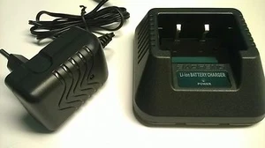 CH-5 CHARGER DA TAVOLO C/ ADATTATORE PER BAOFENG UV-5R REF 220020 - Imagen 1 de 1