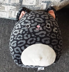 Squishmallows Xiomara The Black Panther 8” con orejas y nariz rosadas usado - Imagen 1 de 5
