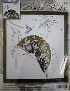 Kit punto croce contato Design Works - Signora con ventaglio - 14"X15" nuovo - Foto 1 di 2