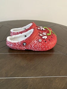 Crocs Classic Lined Holiday Charm Clog Size Women 7/Men 5 Red Christmas  - Picture 1 of 7