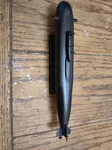 DML,1:700,H.M.S. TRAFALGAR,1 SOVIET OSCAR SSGN,3 SEA KINGS,1 NIMROD,... - Picture 1 of 17