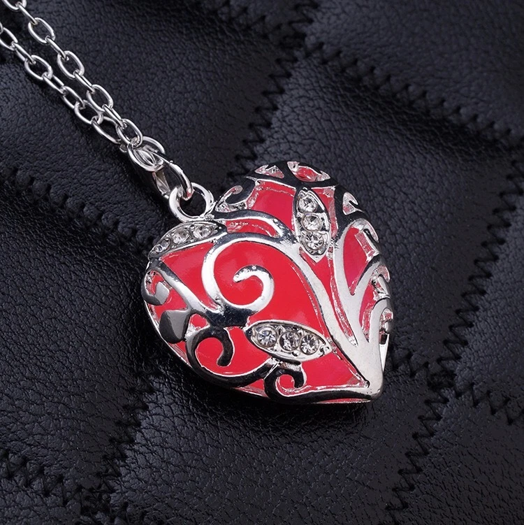 Collar colgante océano corazón mujer resplandor en la oscuridad EE. UU. cadenas regalo Navidad Foto 1 de 2