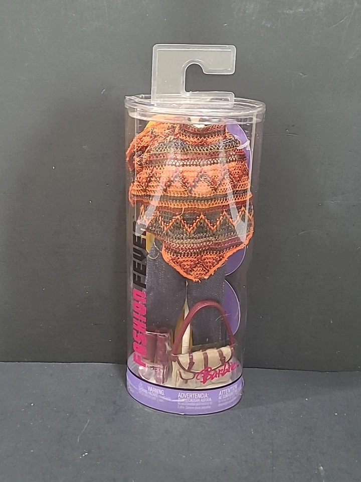 Barbie Fashion Fever Fashions 2006 Mattel J1401 Pink Top and Printed Skirt NRFP